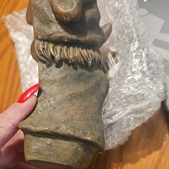 Comic Tree Peeker Figurine - Picture 5 of 5